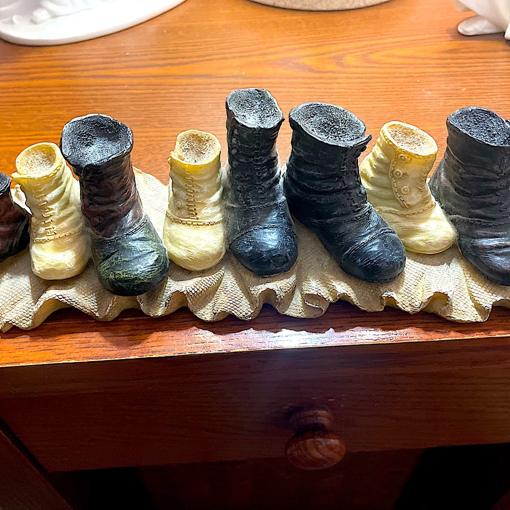 Nine Replica Boots of the 30’s Footwear